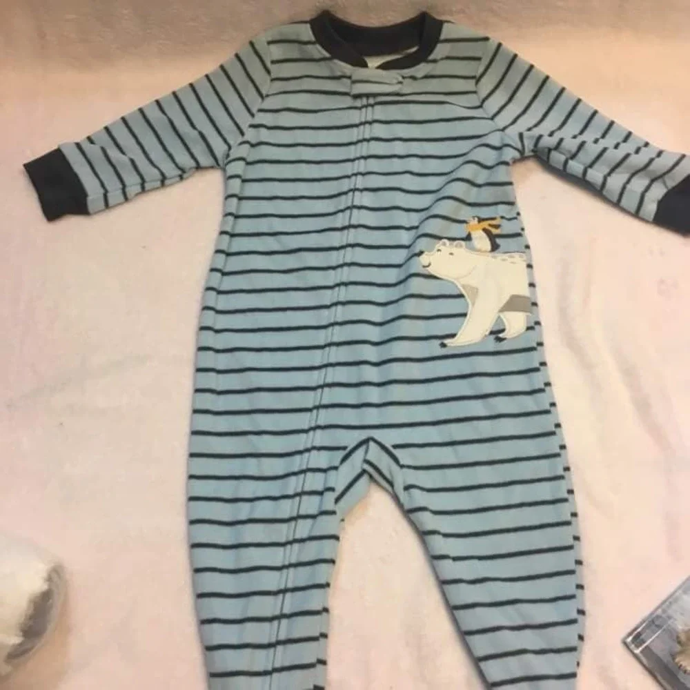 New with tags carters sleep‎ n play fleece 9m